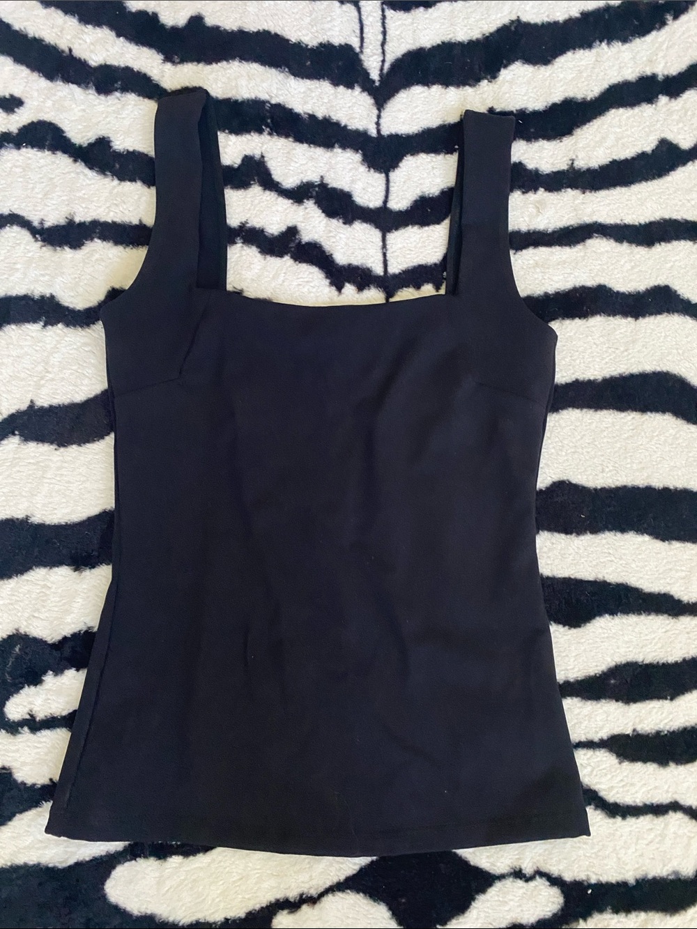 😍Free People Square Off Black Cami XS